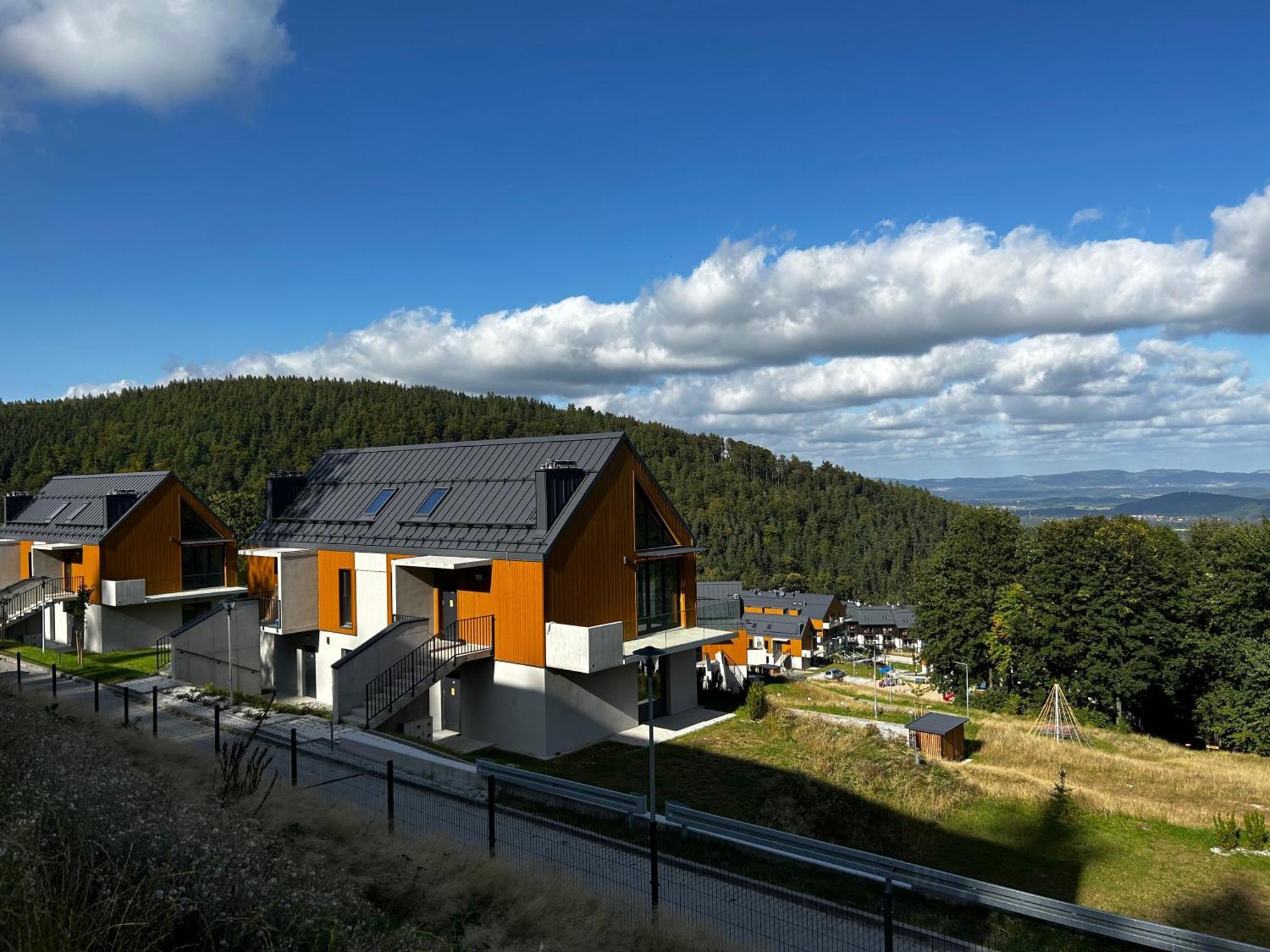 Blue Hill By Hillside Карпач