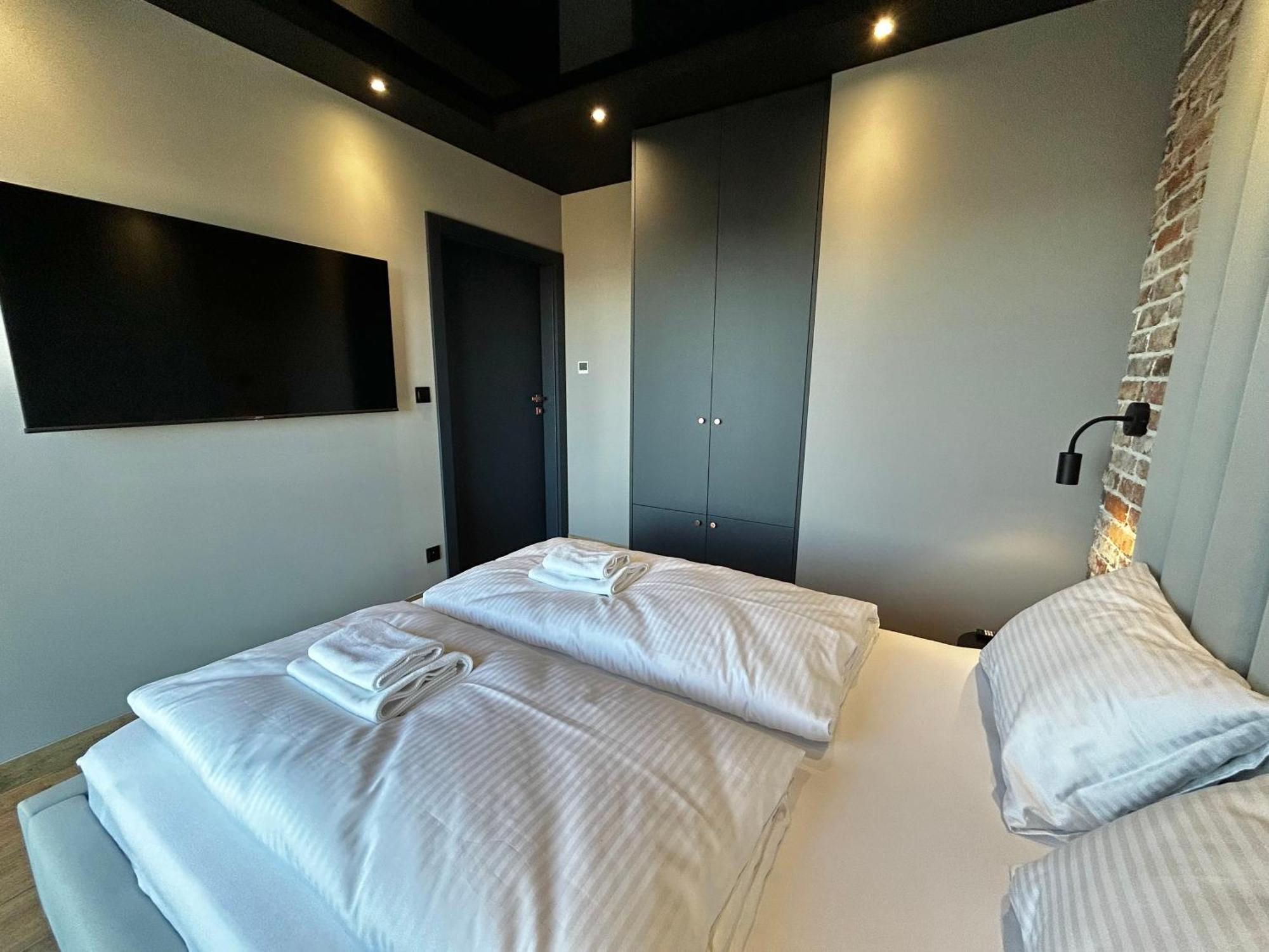 Blue Hill By Hillside Apartment *